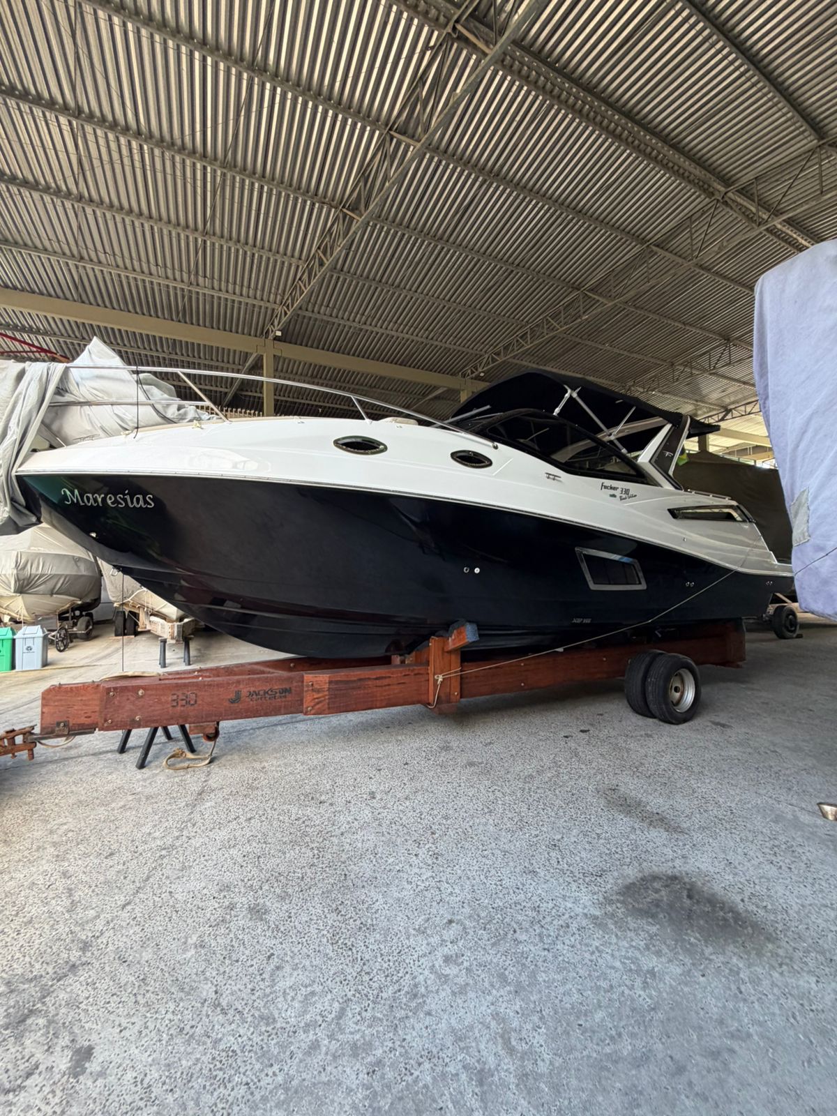 Focker 330 Black Edition