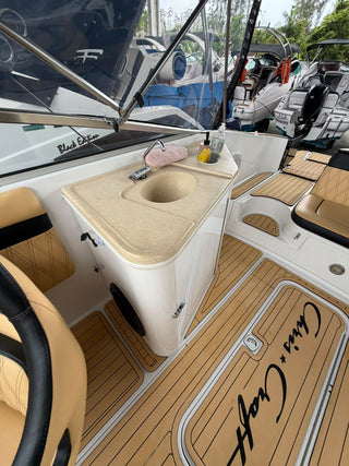 Criscraft 240