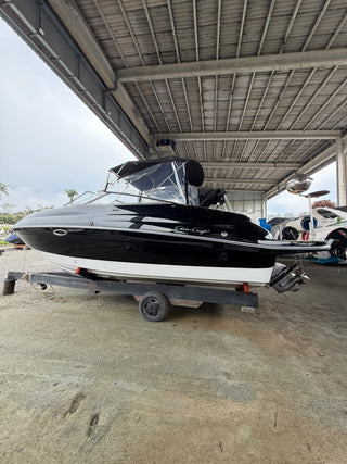 Criscraft 240