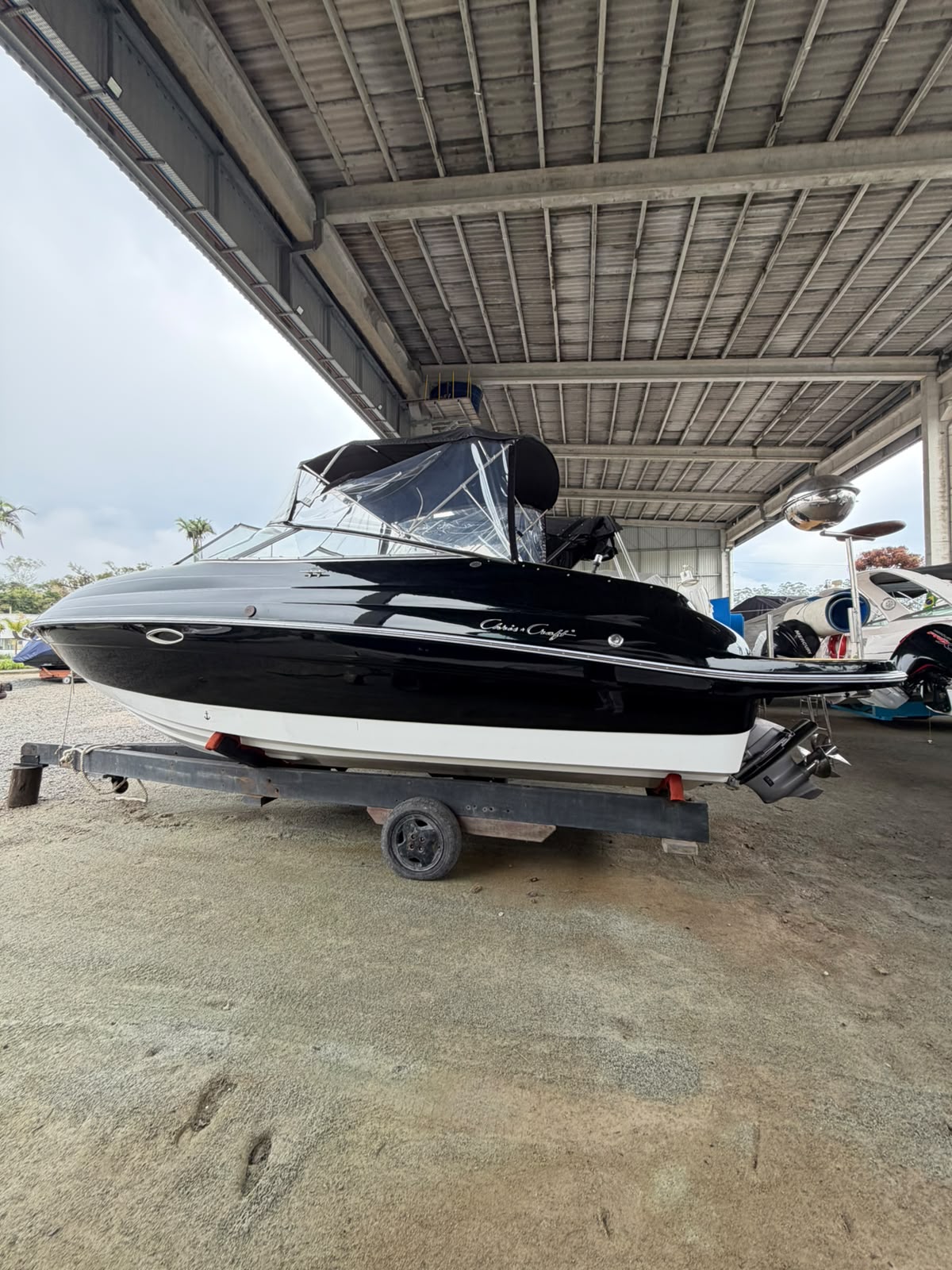 Criscraft 240