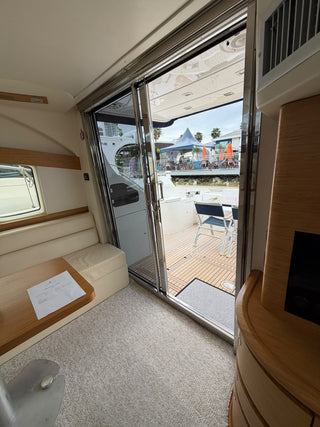 Intermarine Azimut 43 fly