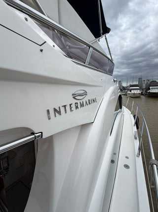 Intermarine Azimut 43 fly