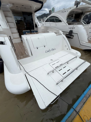 Intermarine Azimut 43 fly