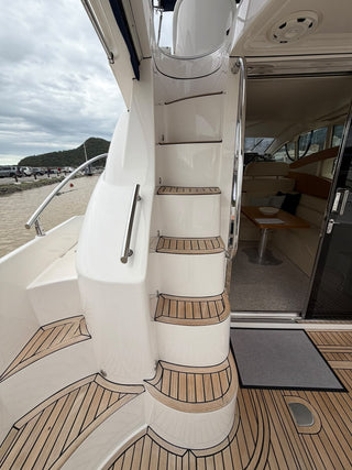 Intermarine Azimut 43 fly