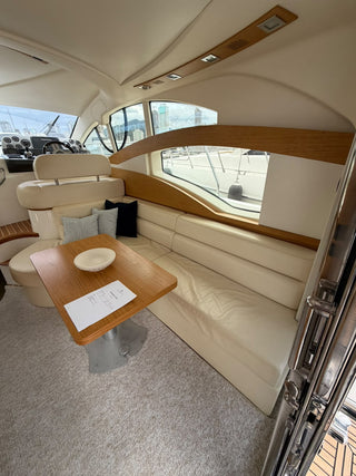 Intermarine Azimut 43 fly