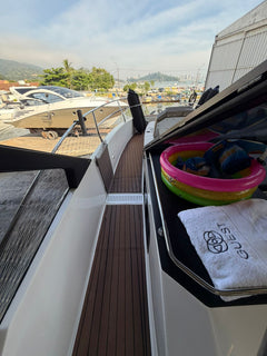 Triton 380HT Flyer