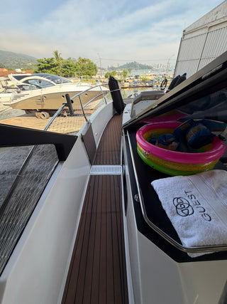 Triton 380HT Flyer