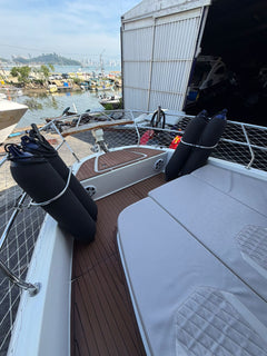 Triton 380HT Flyer