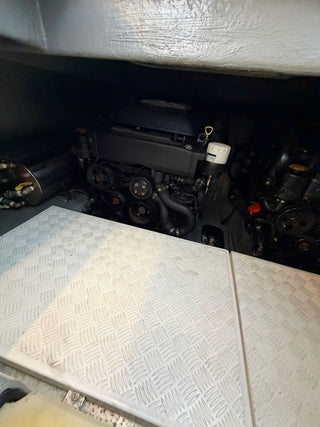 Triton 380HT Flyer