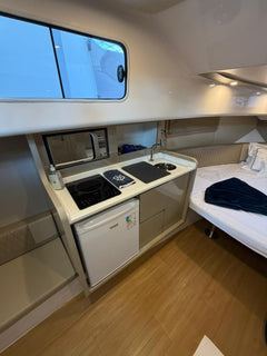 Triton 380HT Flyer