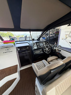 Triton 380HT Flyer