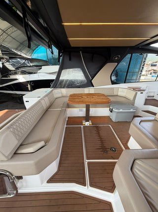 Triton 380HT Flyer