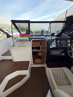 Triton 380HT Flyer