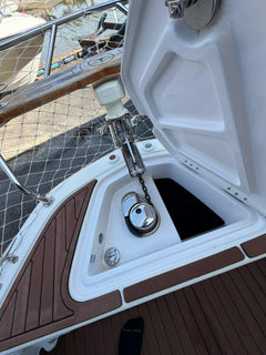 Triton 380HT Flyer