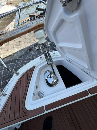 Triton 380HT Flyer