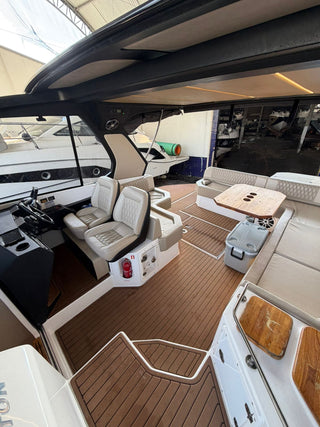 Triton 380HT Flyer