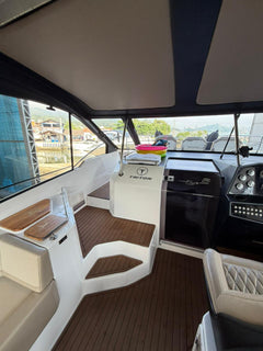 Triton 380HT Flyer
