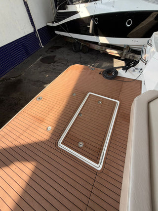 Triton 380HT Flyer