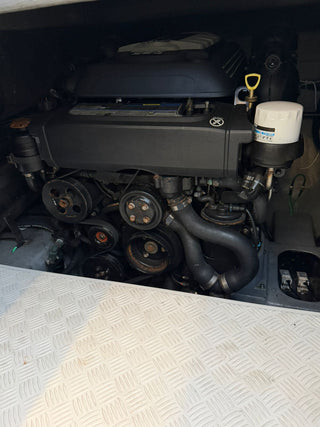 Triton 380HT Flyer
