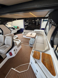 Triton 380HT Flyer