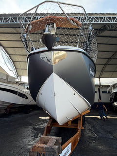 Triton 380HT Flyer