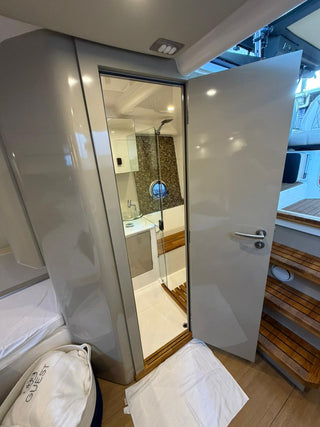 Triton 380HT Flyer