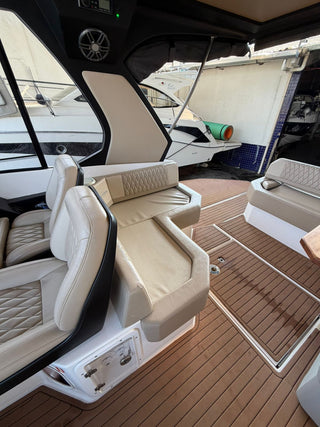 Triton 380HT Flyer