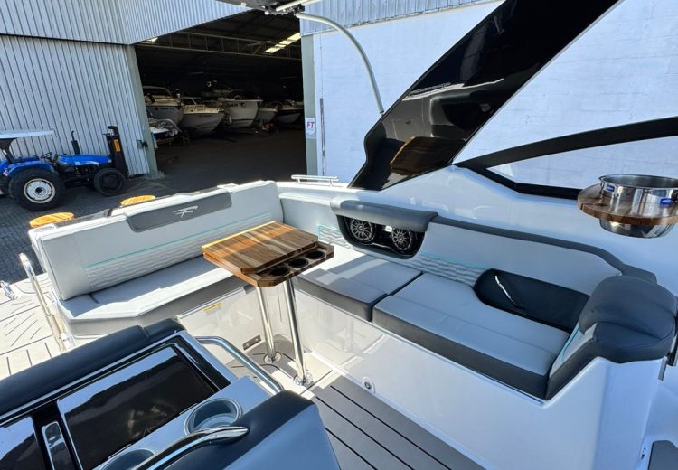 WhatsApp Image 2025-10-14 at 15.45.07 (2)