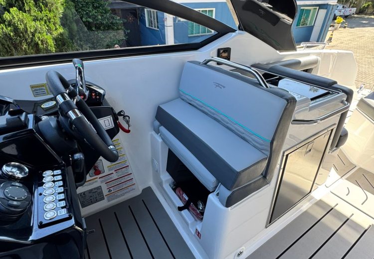 WhatsApp Image 2025-10-14 at 15.45.07