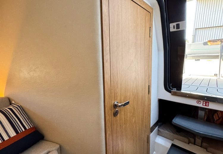 WhatsApp Image 2025-10-14 at 15.45.08 (1)