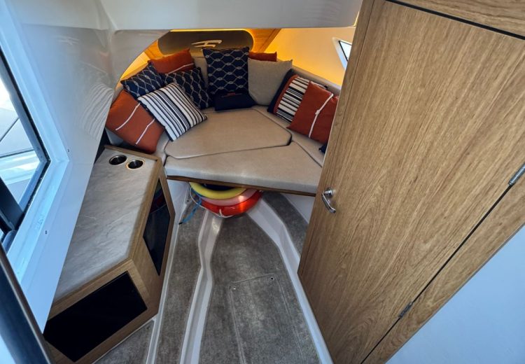 WhatsApp Image 2025-10-14 at 15.45.09 (1)