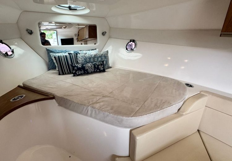 WhatsApp Image 2025-10-28 at 11.06.01 (1)